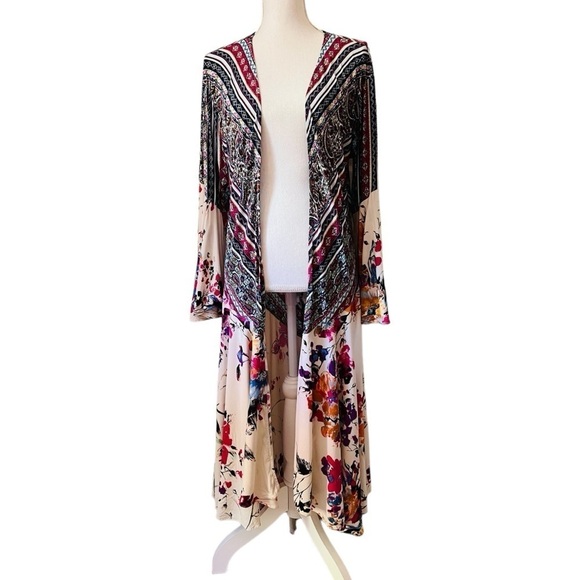 Umgee Tops - UMGEE WOMEN’S CUTE AND COLORFUL, FLOWY FLORAL OPEN KIMONO SIZE MEDIUM